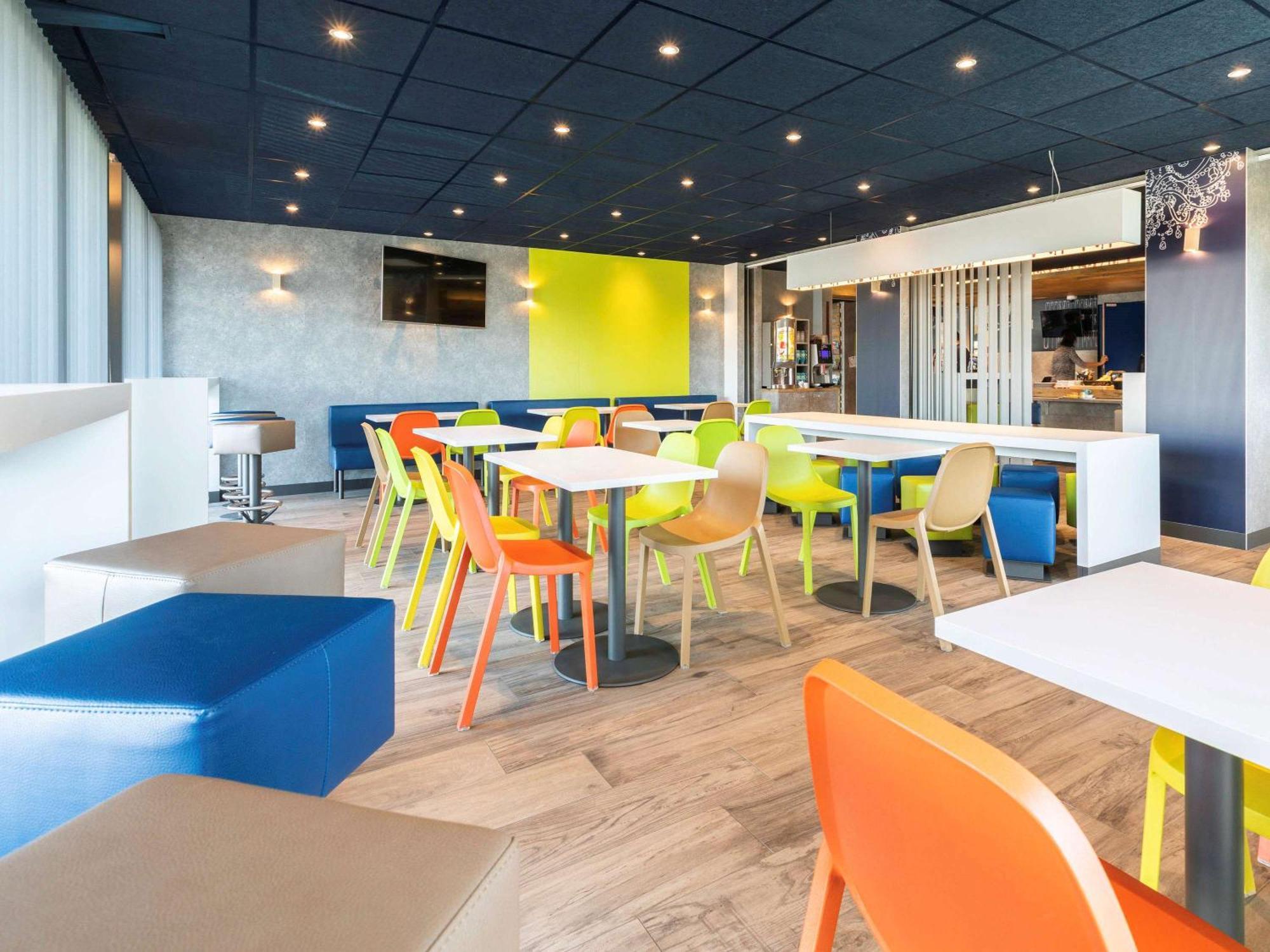 Ibis Budget Rennes Rte Lorient Exterior foto