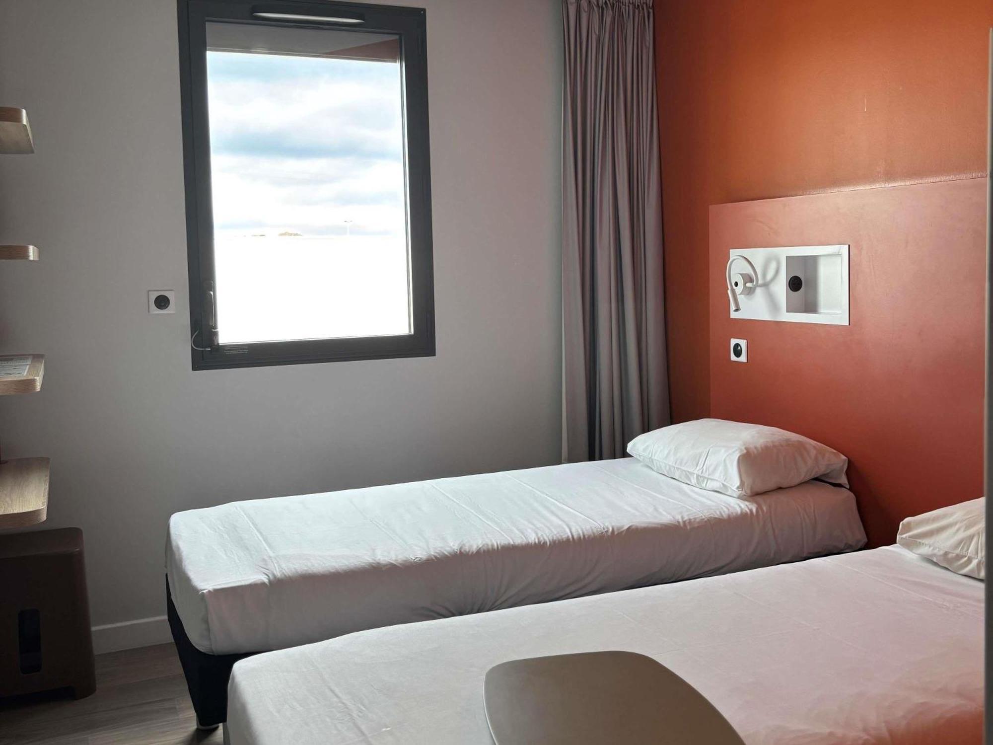 Ibis Budget Rennes Rte Lorient Exterior foto